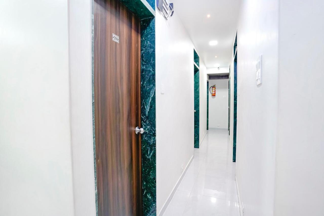 ホテル Fabexpress Bhau Residency - Nr Mumbai International Airport エクステリア 写真