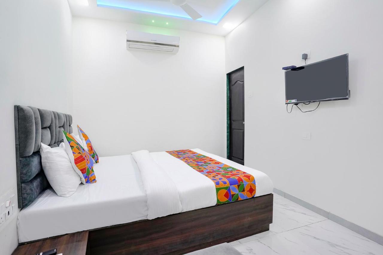 ホテル Fabexpress Bhau Residency - Nr Mumbai International Airport エクステリア 写真