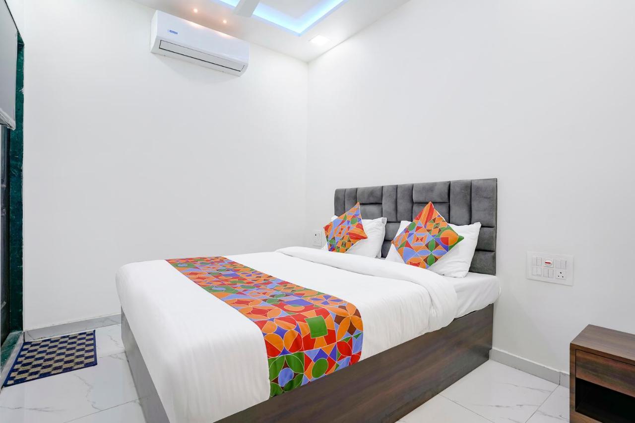 ホテル Fabexpress Bhau Residency - Nr Mumbai International Airport エクステリア 写真
